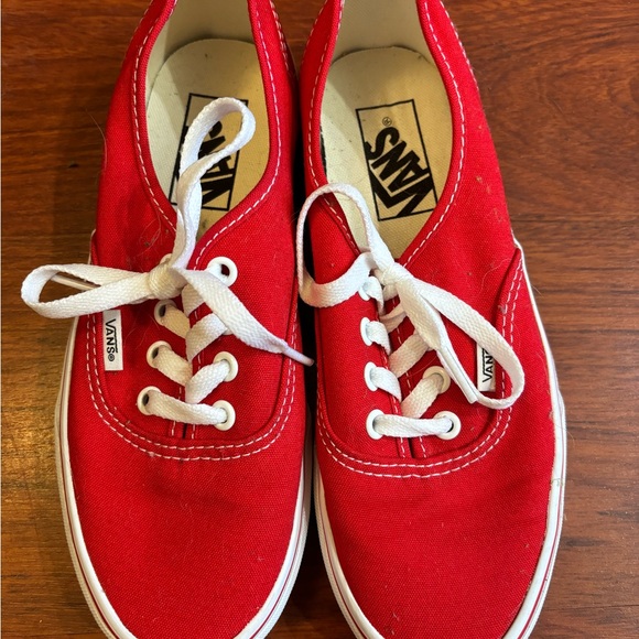 Vans red unisex shoes - Picture 3 of 3